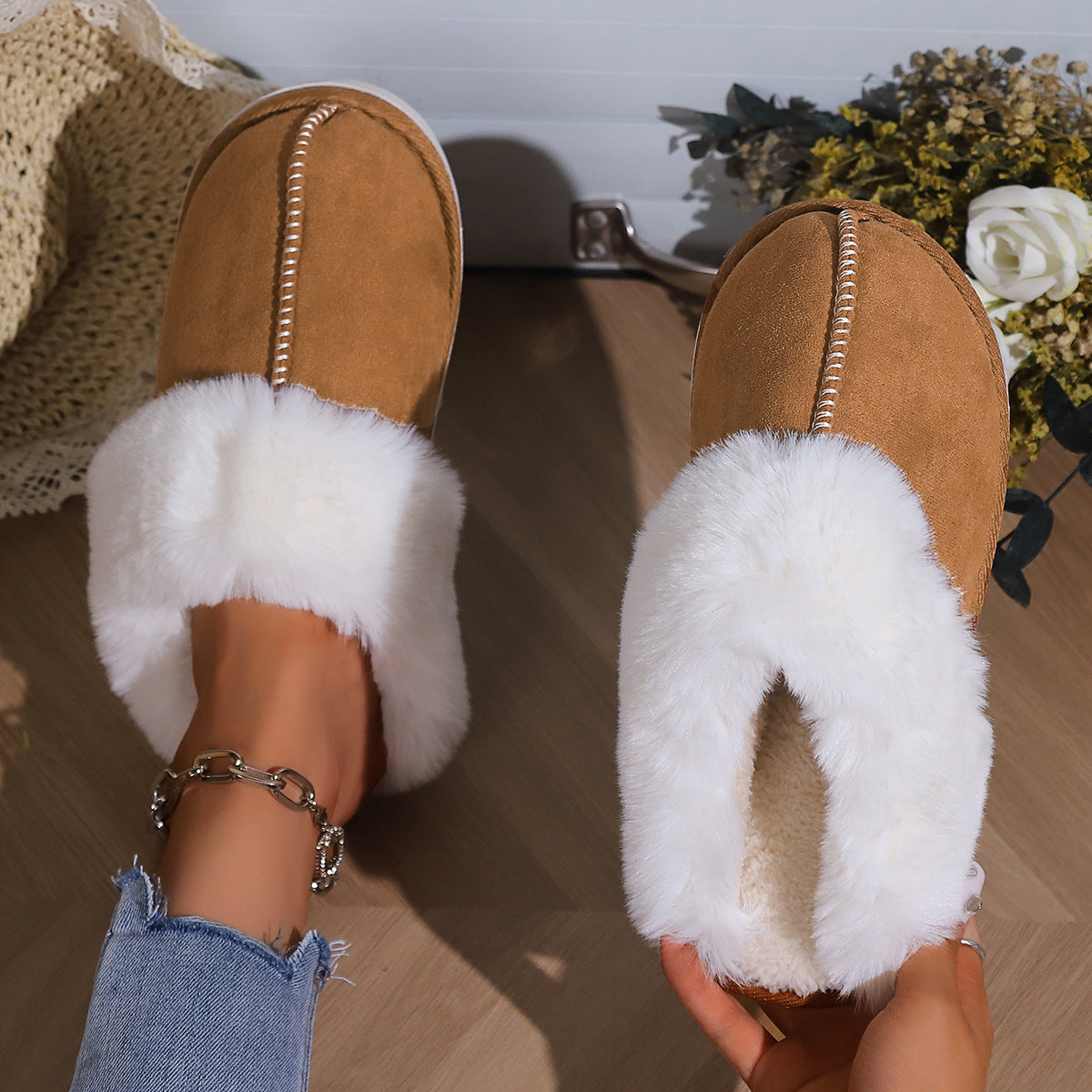 Mukava™  Eskimo Fluffy Slips